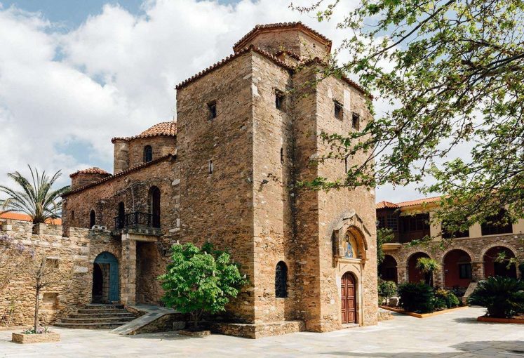 Tour of the monasteries in Athens